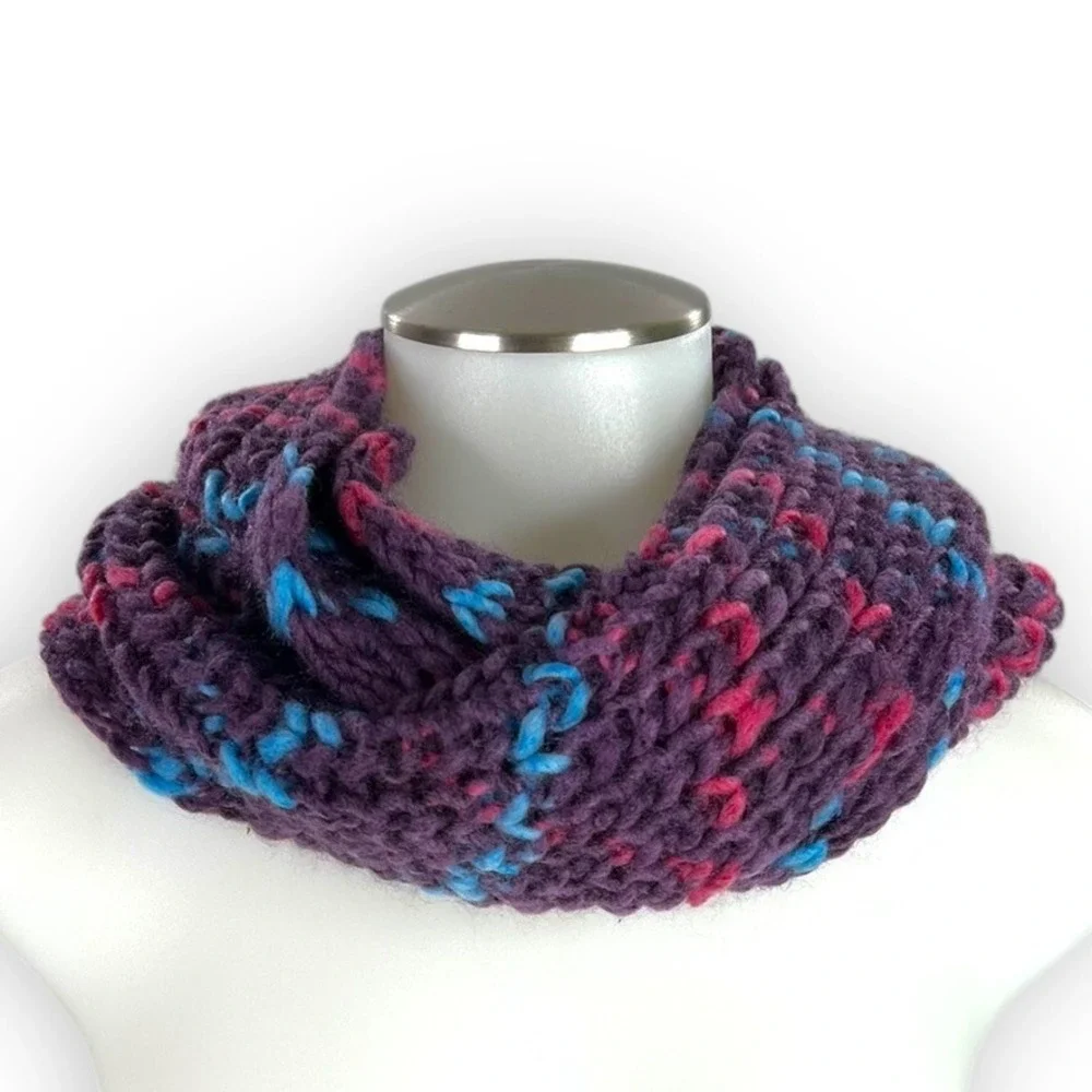 Earthbound Women's Purple Ribbed Crochet Knit Mobius Infinity Scarf 55